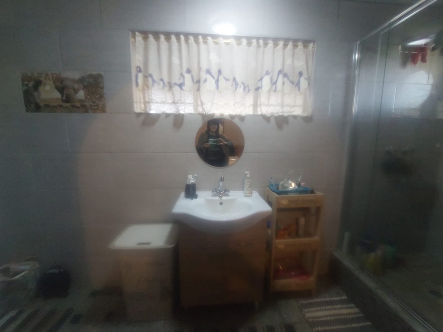 4 Bedroom Property for Sale in Oos Einde North West